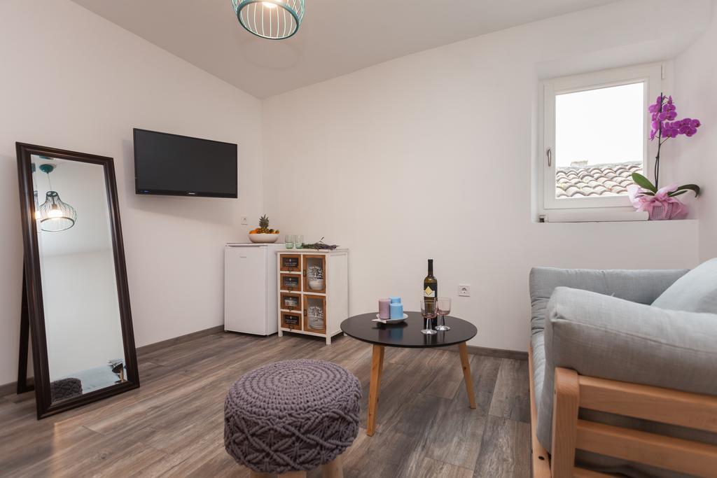 Apartments And Rooms Hey Rovinj Luaran gambar